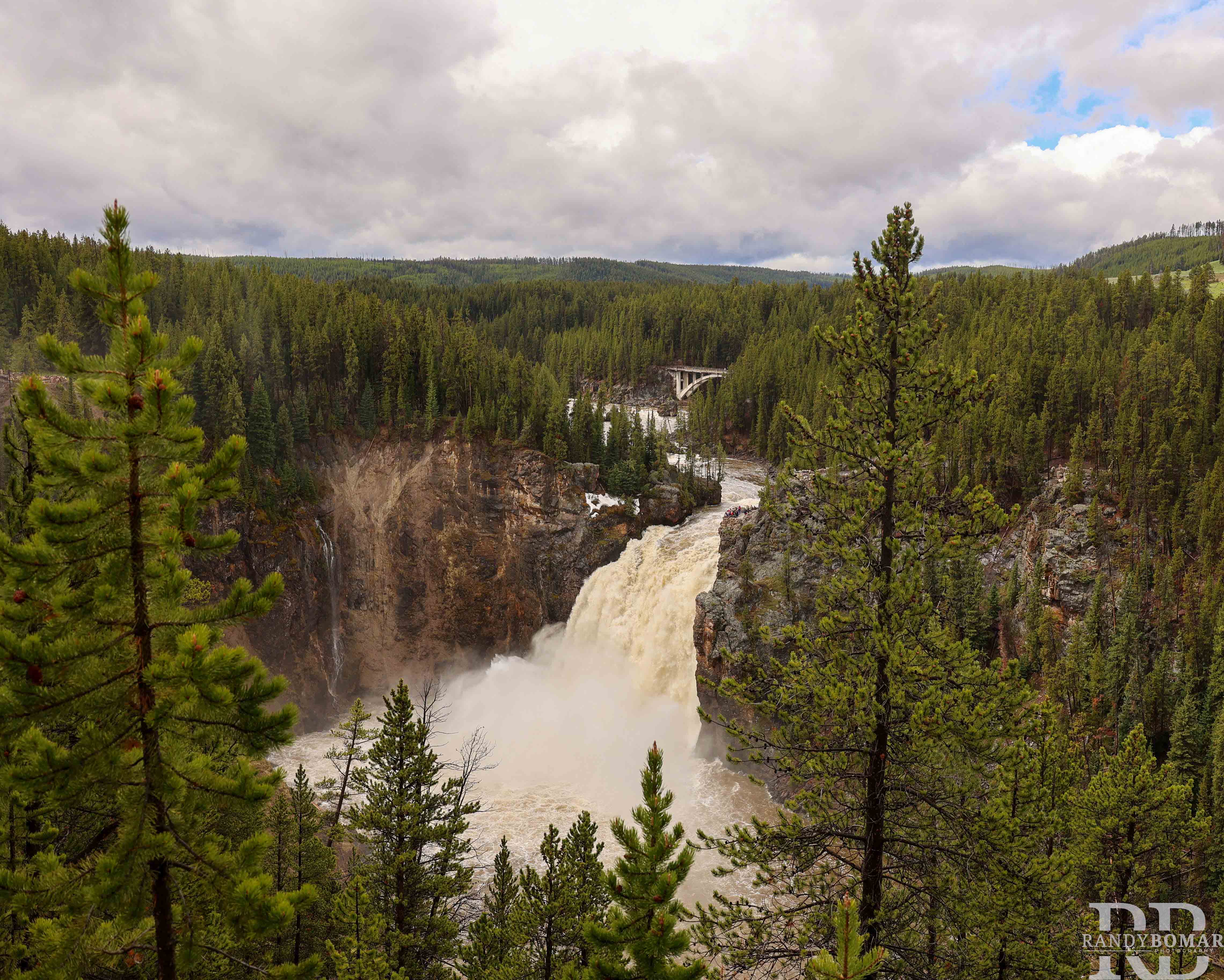 Record waterfall in Yellowstone in Flood of 2022